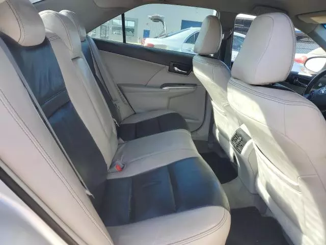 2014 Toyota Camry Hybrid