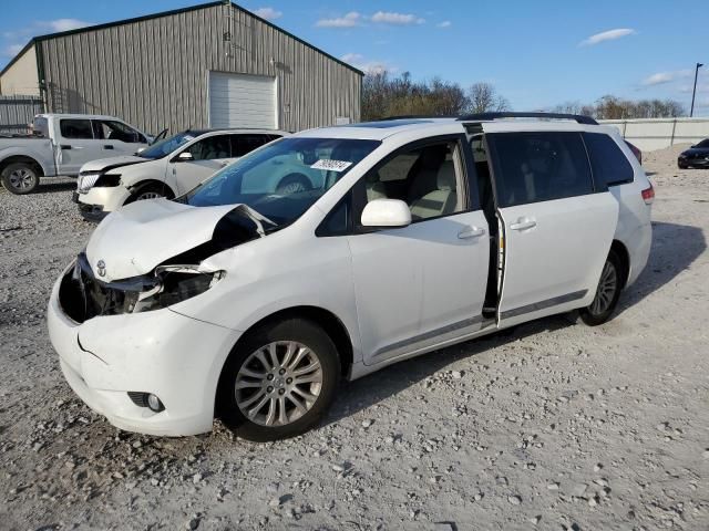 2014 Toyota Sienna XLE