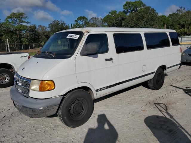 2001 Dodge RAM Wagon B3500