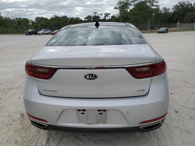 2017 KIA Cadenza Premium