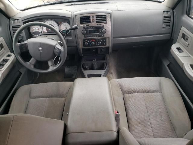 2006 Dodge Dakota Quad SLT