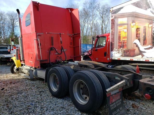 1998 Freightliner Conventional FLD120