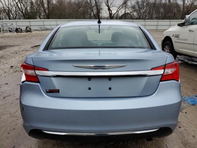 2013 Chrysler 200 Touring