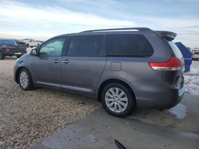 2012 Toyota Sienna XLE