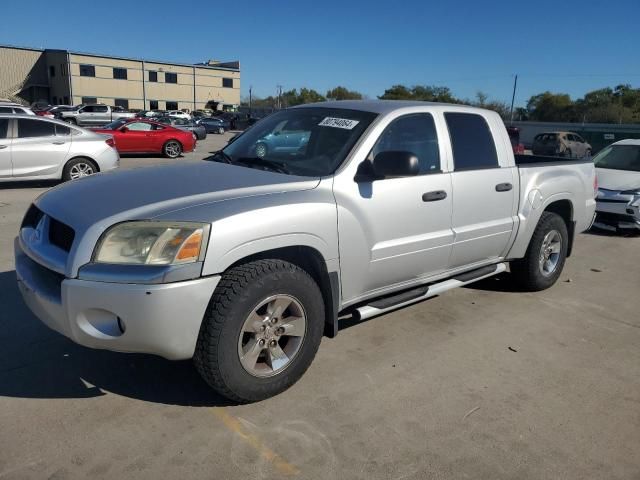 2006 Mitsubishi Raider XLS