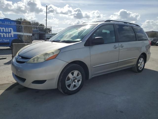 2006 Toyota Sienna CE