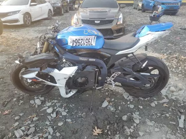 2011 Suzuki GSX-R1000