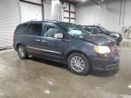 2014 Chrysler Town & Country Touring L