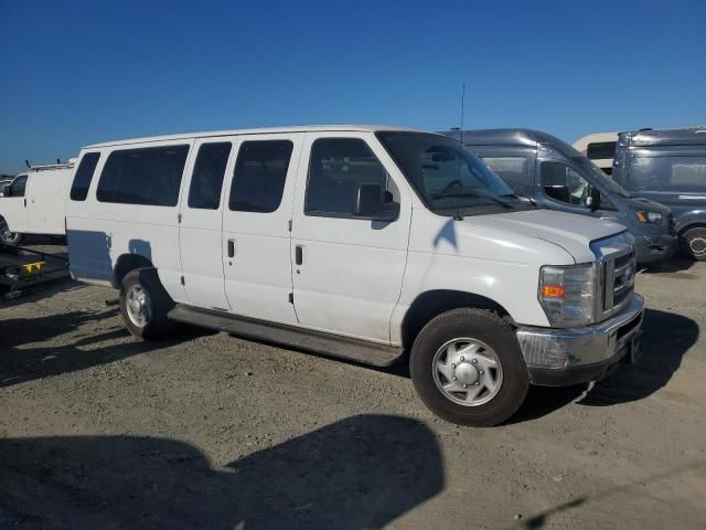 2014 Ford Econoline E350 Super Duty Wagon