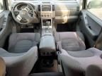 2005 Nissan Pathfinder LE