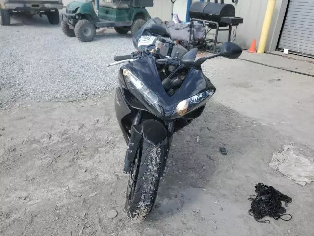 2007 Yamaha YZFR1