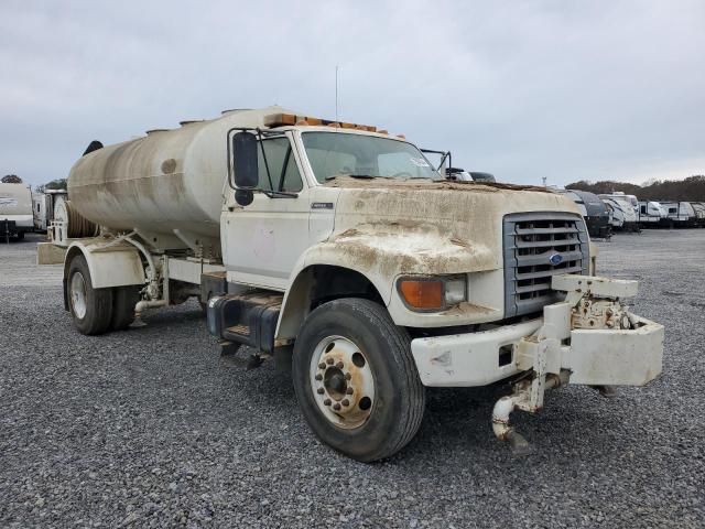 1997 Ford F800