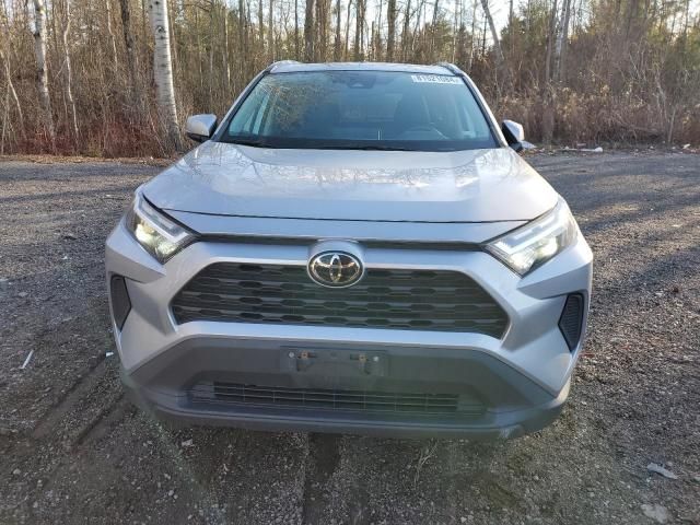 2022 Toyota Rav4 XLE