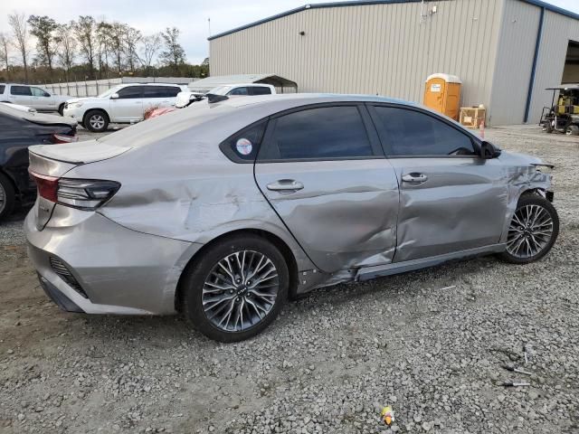 2023 KIA Forte GT Line