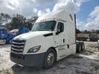 2019 Freightliner Cascadia 126