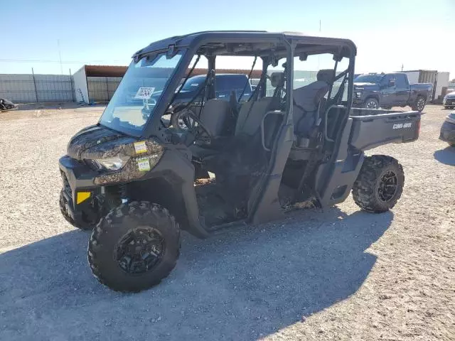 2023 Can-Am Defender Max HD9