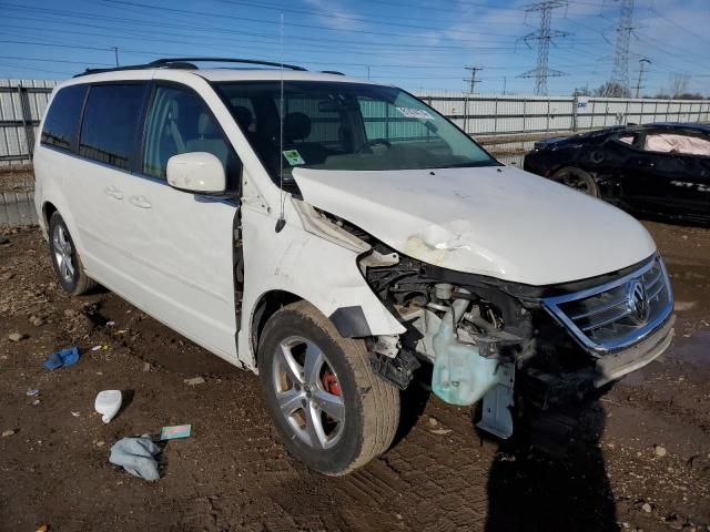 2009 Volkswagen Routan SE