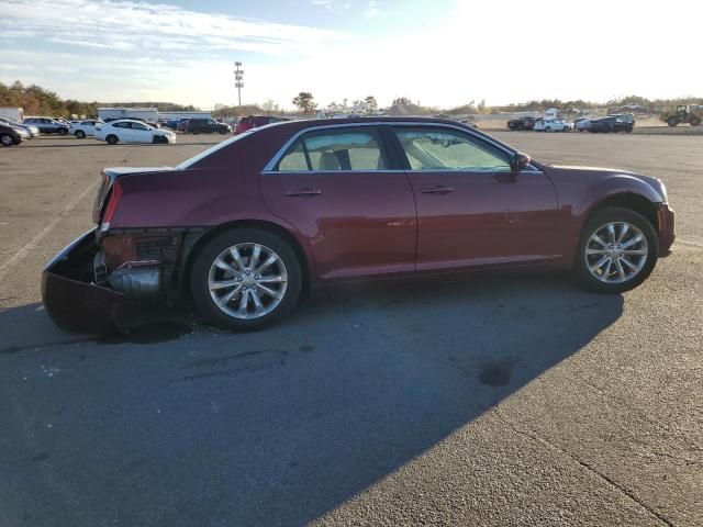 2019 Chrysler 300 Touring