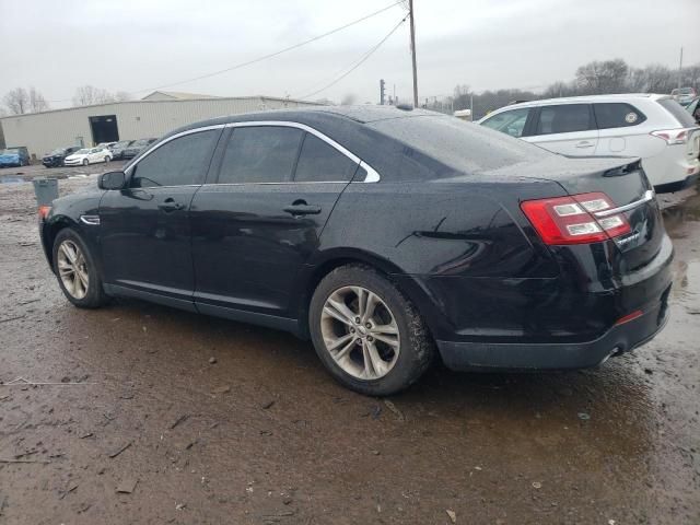 2016 Ford Taurus SE