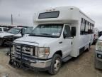 2014 Ford Econoline E450 Super Duty Cutaway Van