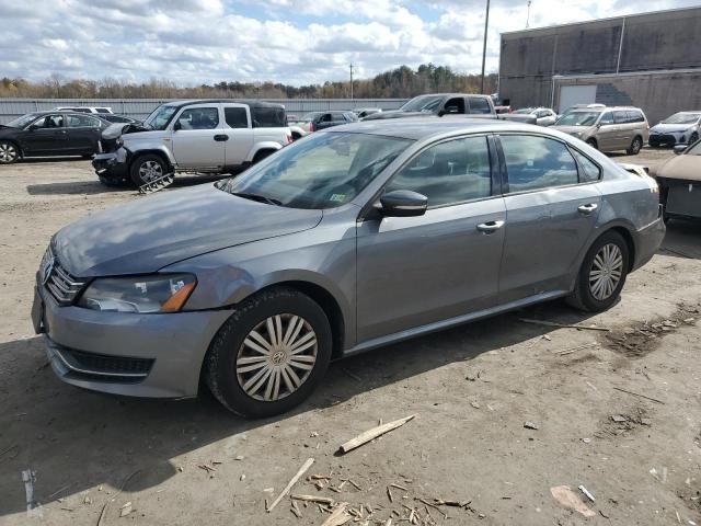 2014 Volkswagen Passat S