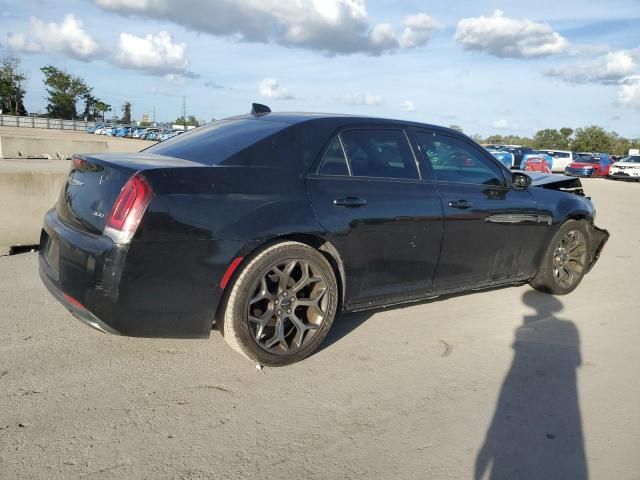 2017 Chrysler 300 Limited