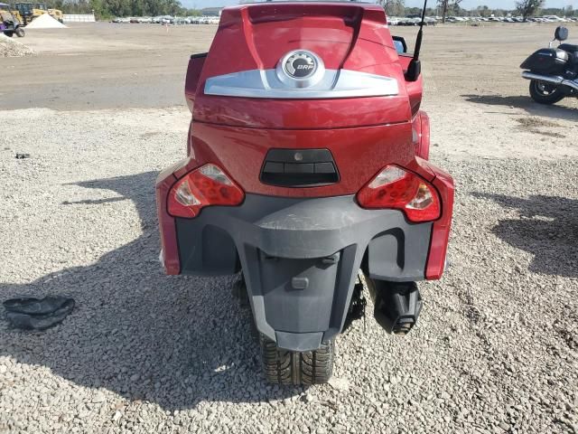 2016 Can-Am Spyder Roadster RT