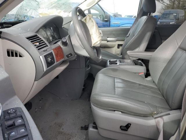 2008 Chrysler Town & Country Touring