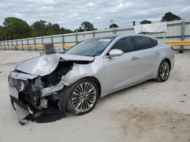 2017 KIA Cadenza Premium