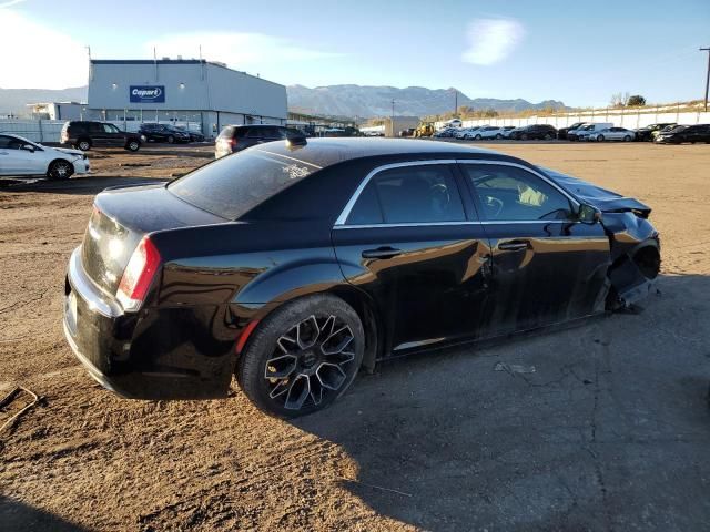 2018 Chrysler 300 Touring