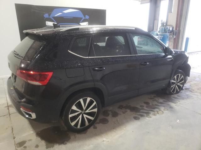 2024 Volkswagen Taos SE