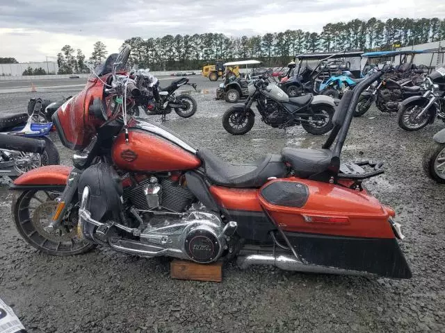 2018 Harley-Davidson Flhxse CVO Street Glide