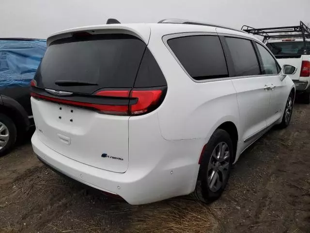 2024 Chrysler Pacifica Hybrid Pinnacle