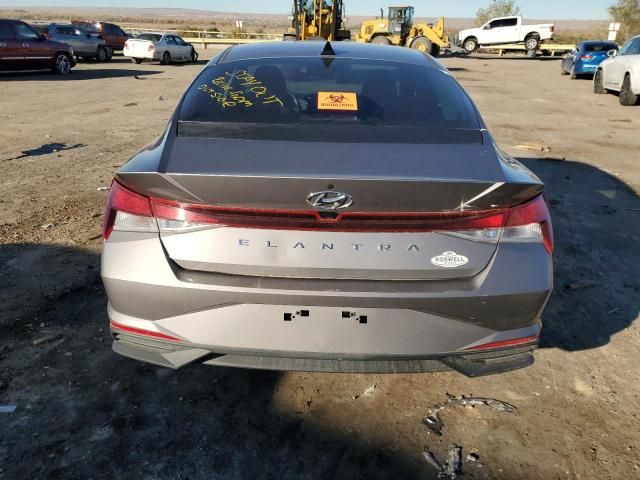 2022 Hyundai Elantra SEL