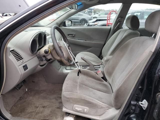 2004 Nissan Altima Base