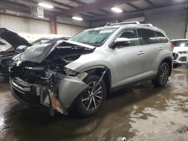 2019 Toyota Highlander SE