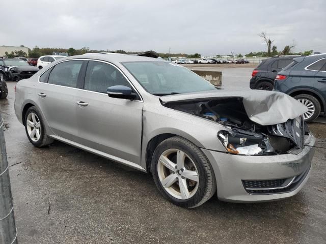 2013 Volkswagen Passat SE