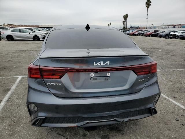 2022 KIA Forte GT Line