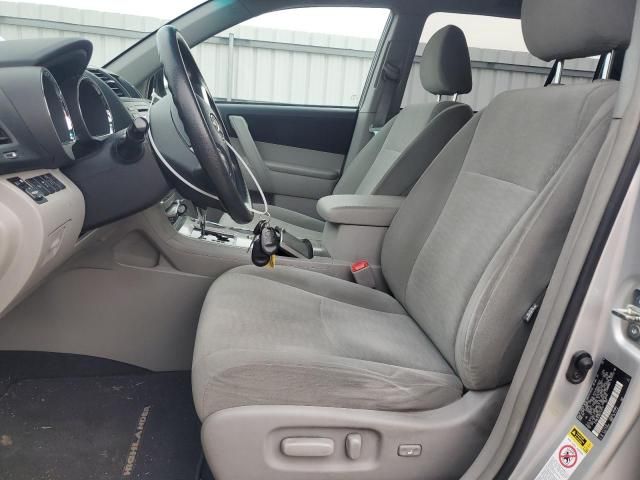 2012 Toyota Highlander Base