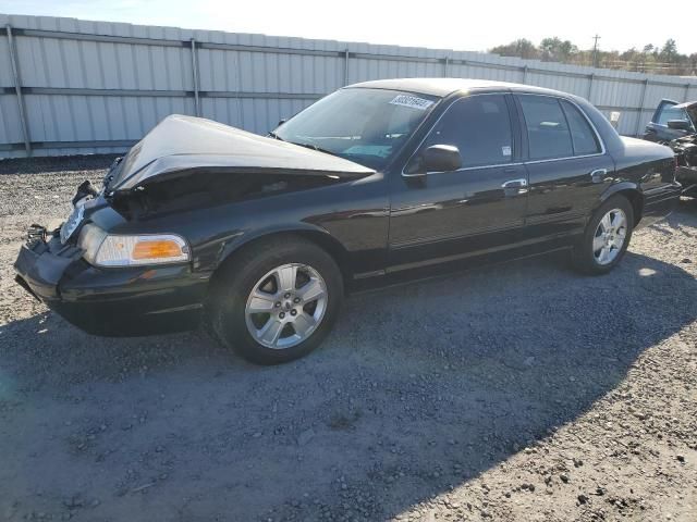 2010 Ford Crown Victoria LX