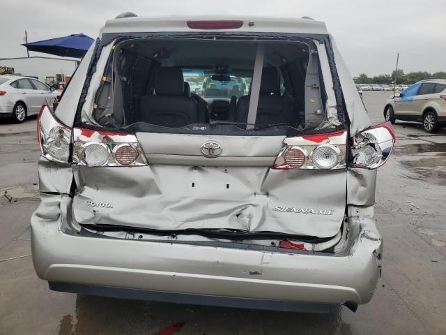 2009 Toyota Sienna XLE