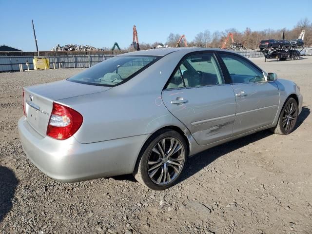 2004 Toyota Camry LE