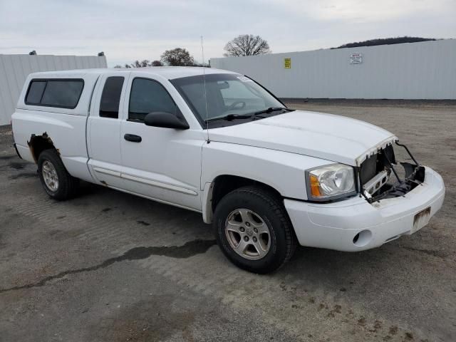 2005 Dodge Dakota SLT