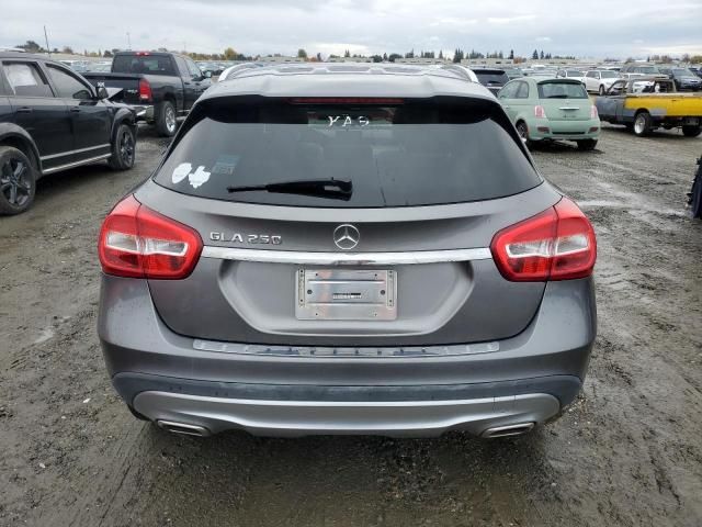 2015 Mercedes-Benz GLA 250