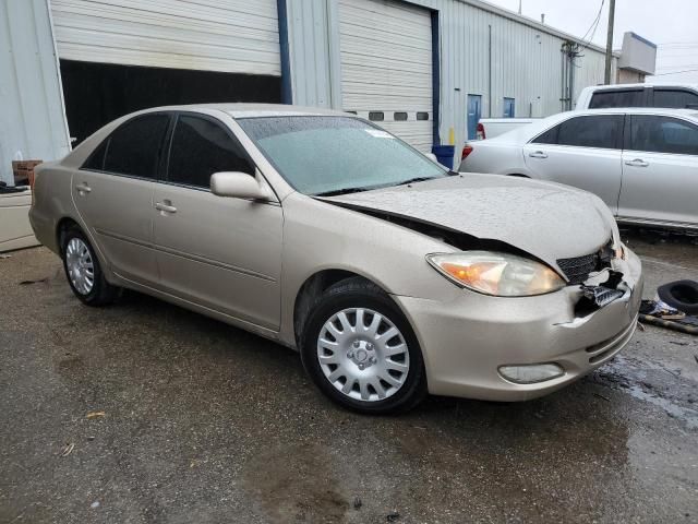 2004 Toyota Camry LE