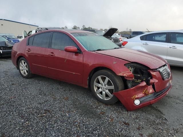 2004 Nissan Maxima SE