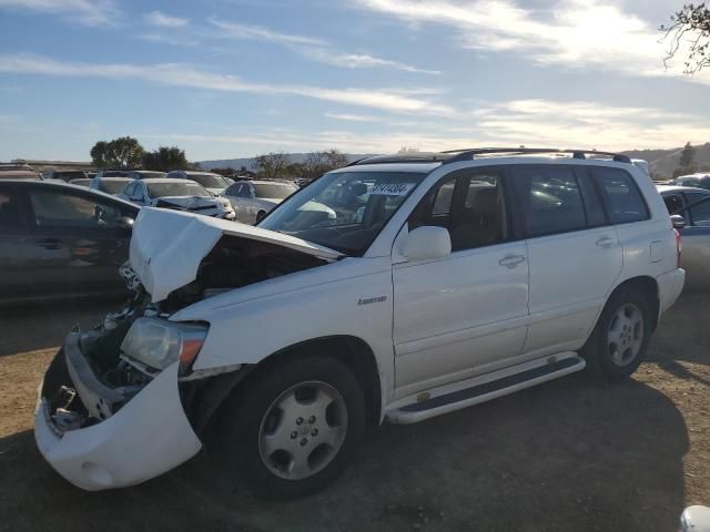 2004 Toyota Highlander Base