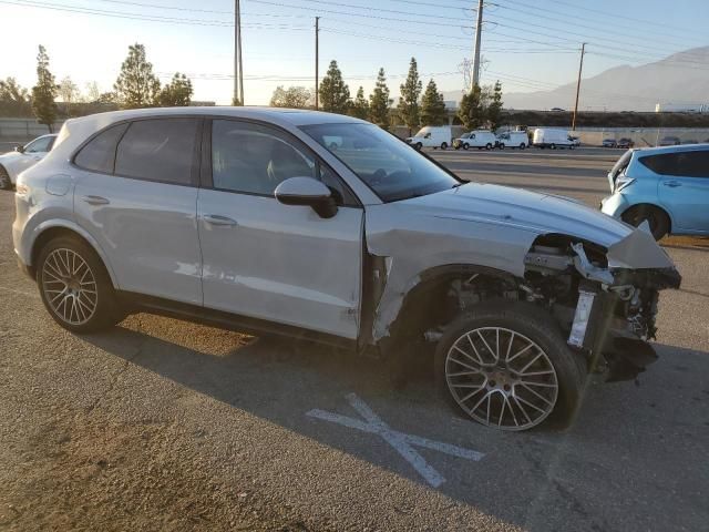 2023 Porsche Cayenne Base