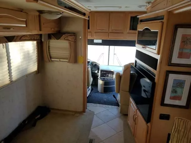 2006 Freightliner Chassis X Line Motor Home