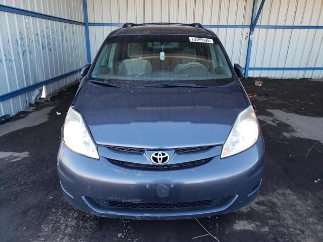 2010 Toyota Sienna CE